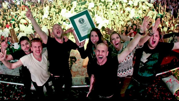 Подушкова битва на концерті Dada Life