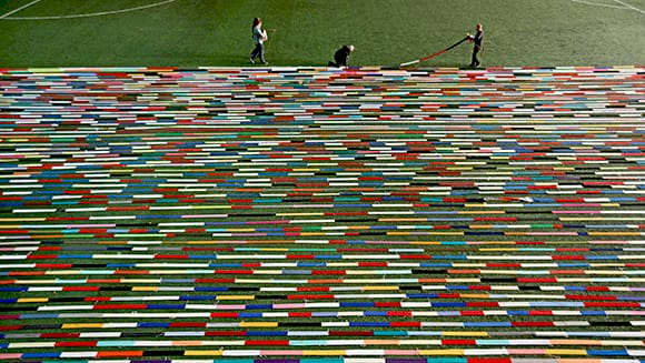 Шарф довжиною 4,565.46 метри