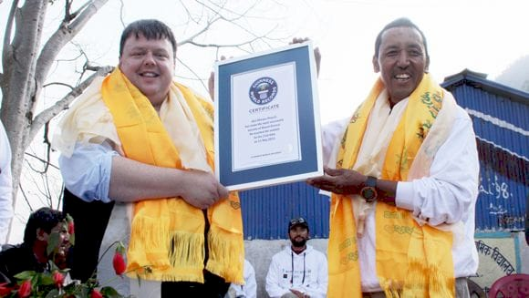 Апа Шерпа, рекордсмен на Евересті