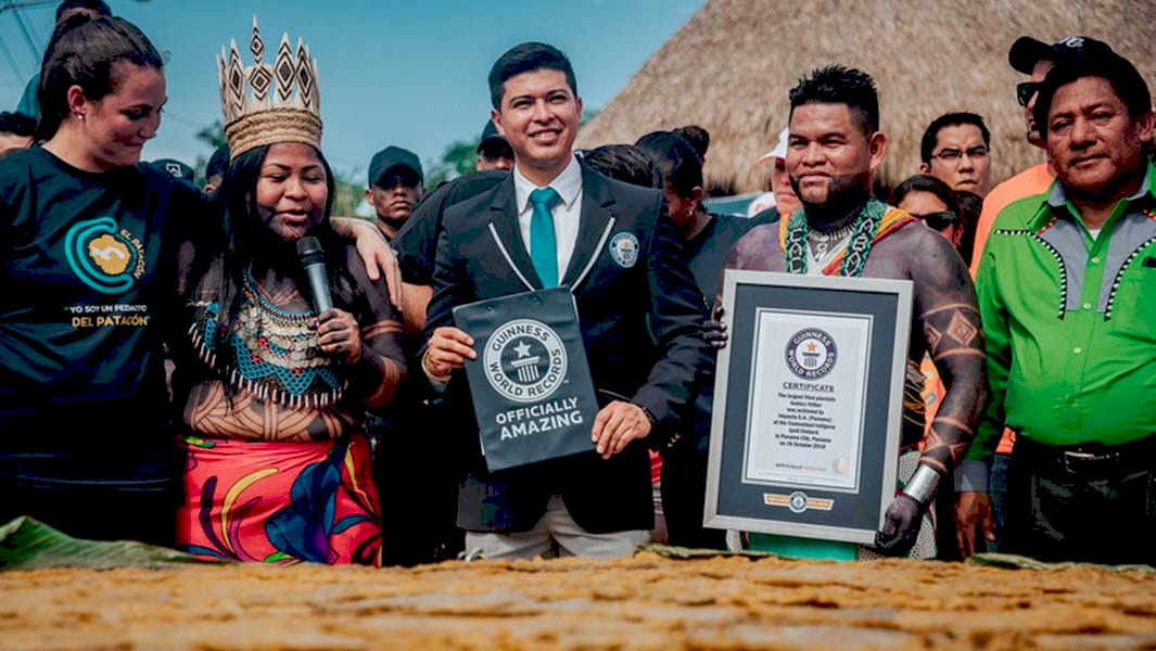 Світовий рекорд: найбільший смажений плантан у Панамі